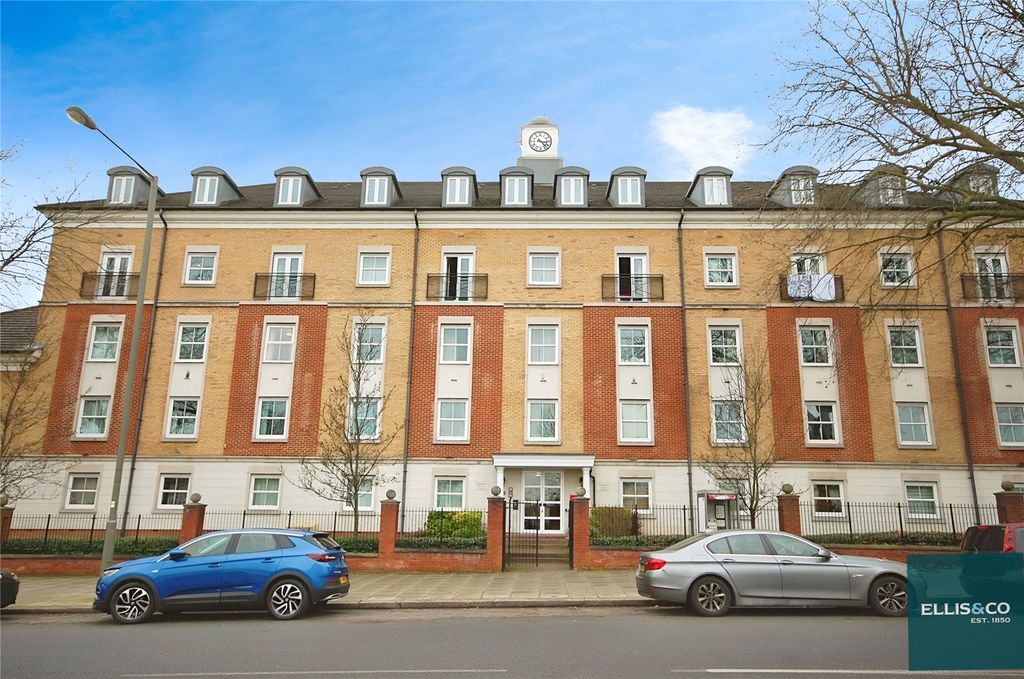 Property photo 2 of 9 Picture No. 37