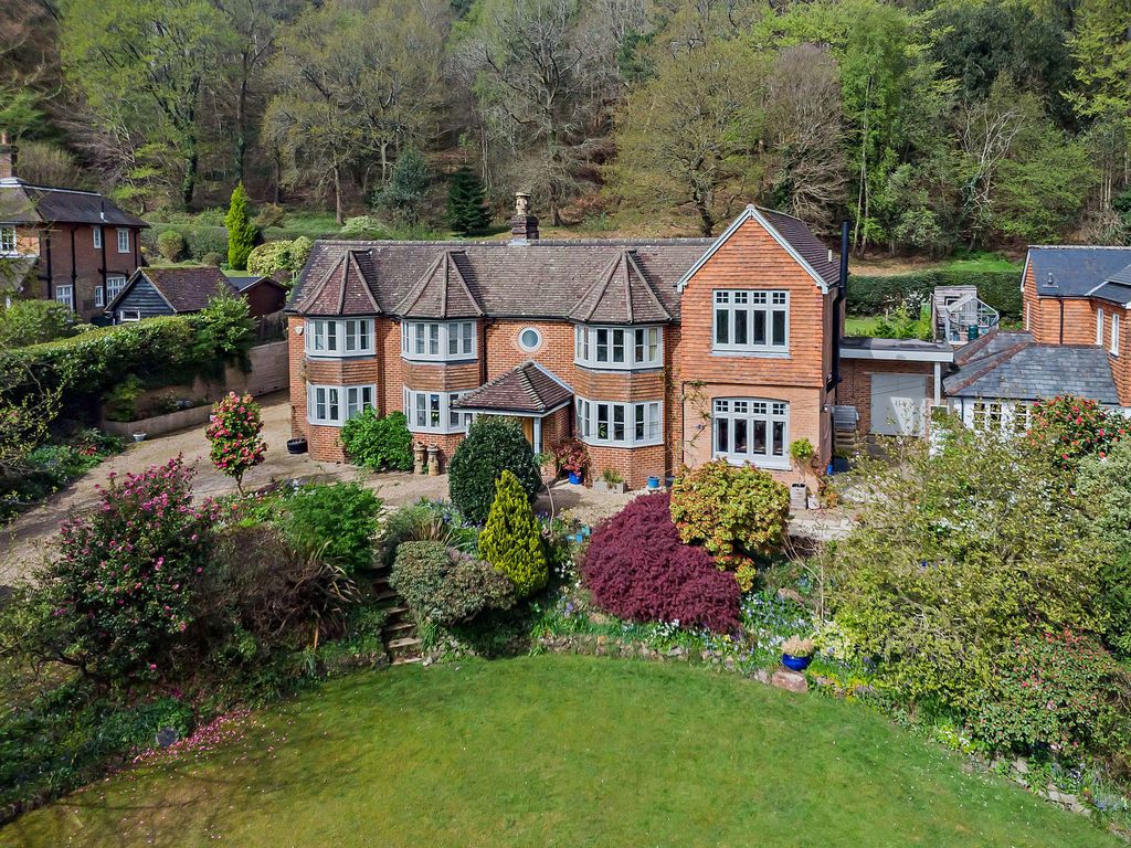 Property photo 1 of 66 Photo 4