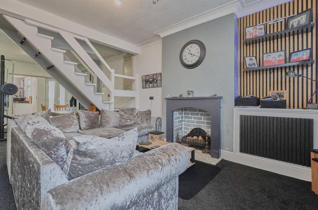 Property photo 2 of 12 Station Rd Earl Shilton_6.Jpg