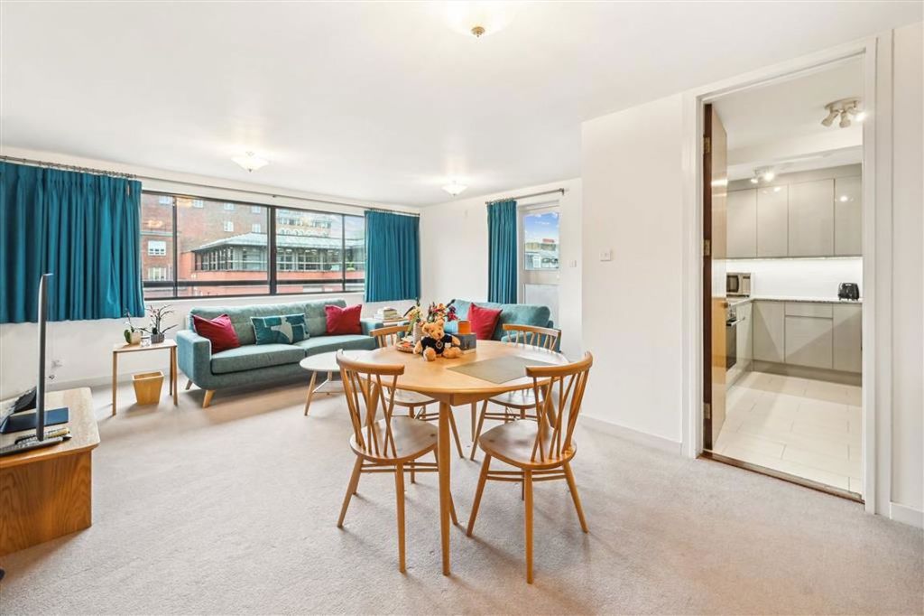 Property photo 2 of 7
