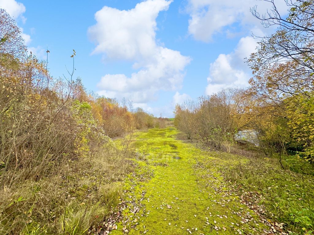 Property photo 1 of 39 Img_8065