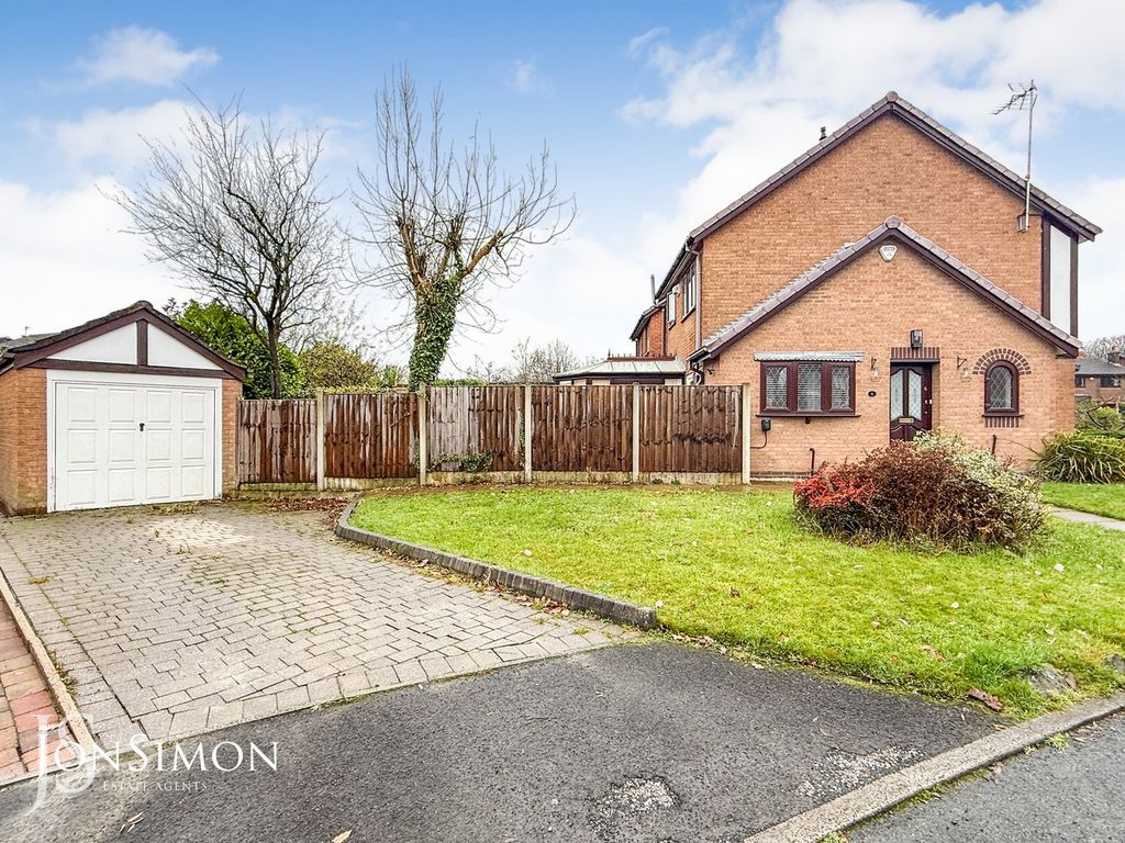 Property photo 2 of 31