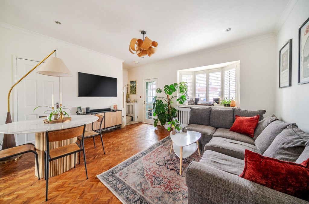 Property photo 2 of 24 1395676-6-695F9c5...