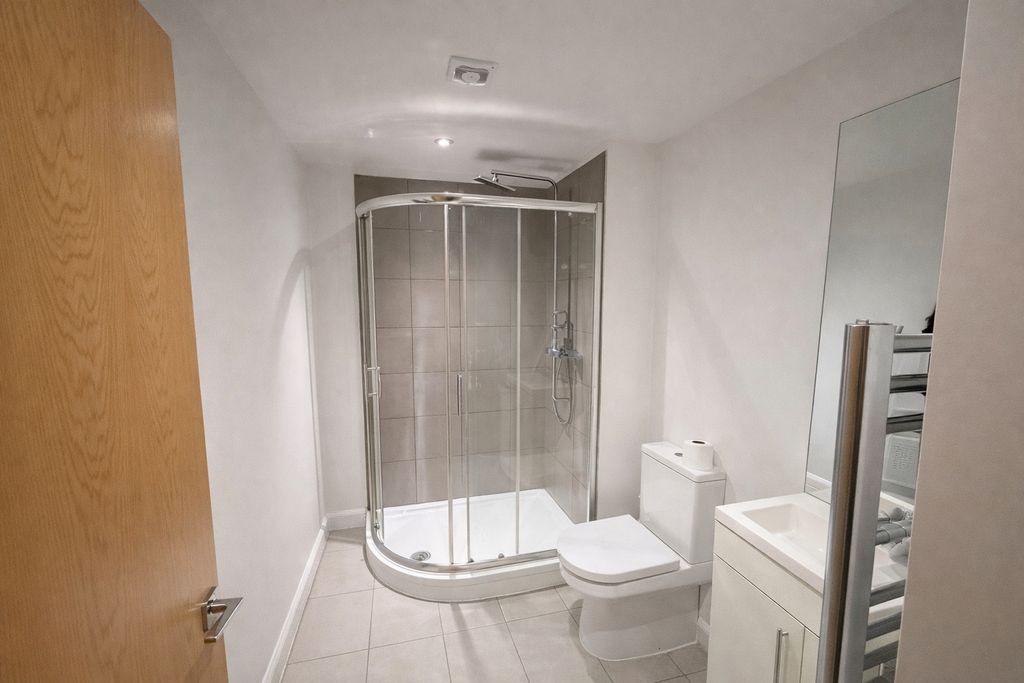 Property photo 3 of 4