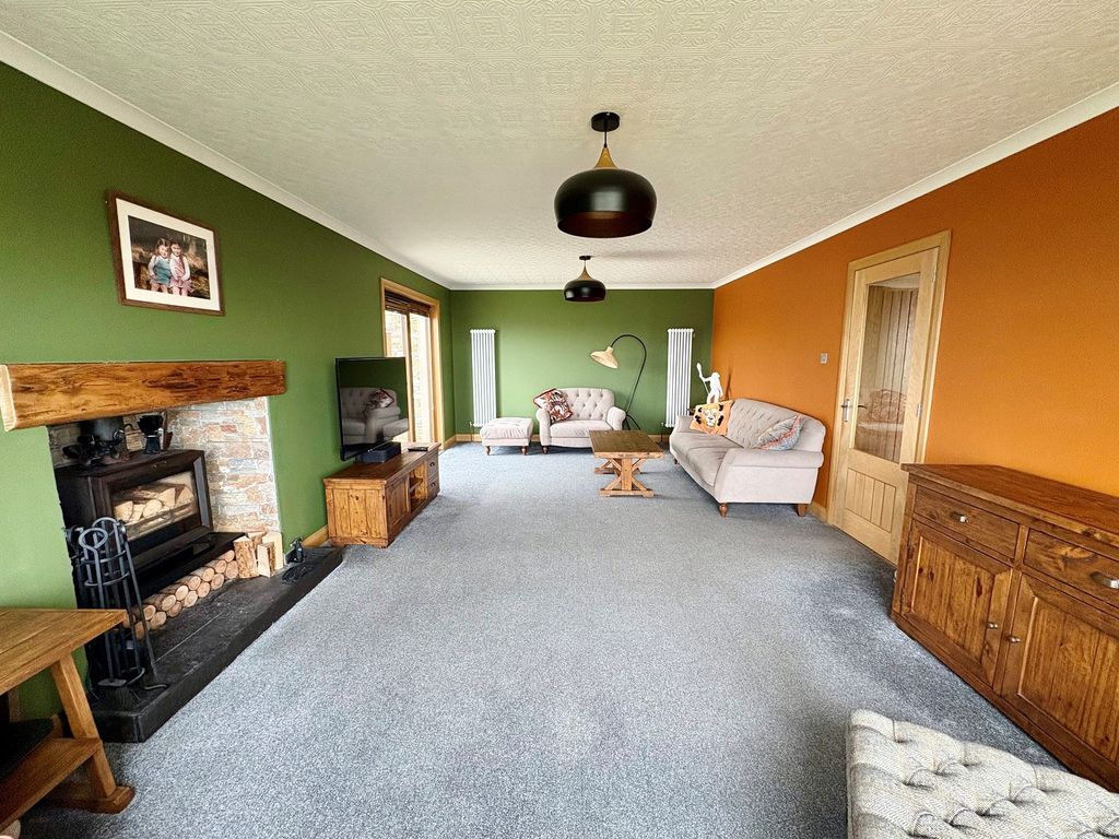 Property photo 3 of 17 Not Specified