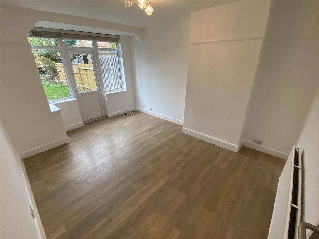 Property photo 2 of 14 Img_5709.Jpg