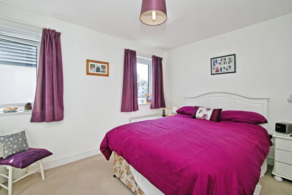 Property photo 3 of 17 Photo