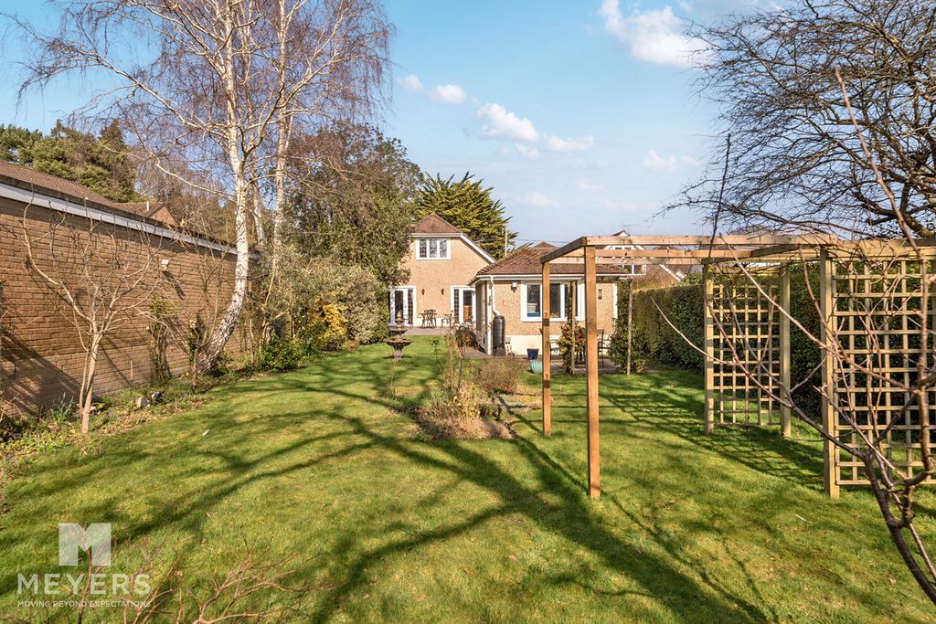 Property photo 2 of 19