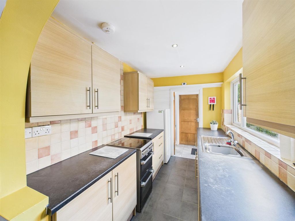 Property photo 1 of 7 Cam04063G0-Pr0100-Still002.Jpg