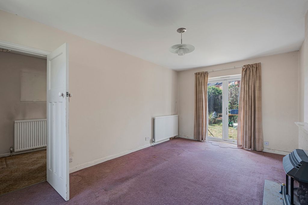Property photo 3 of 13 3_80903.Jpg