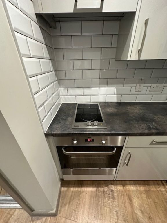 Property photo 2 of 19 Kitchen