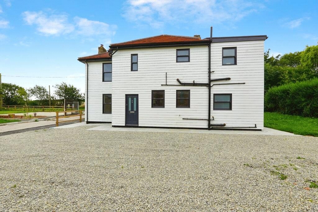 Property photo 3 of 16 Picture No. 17