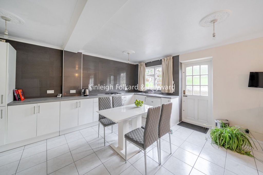 Property photo 3 of 19 Picture No. 19