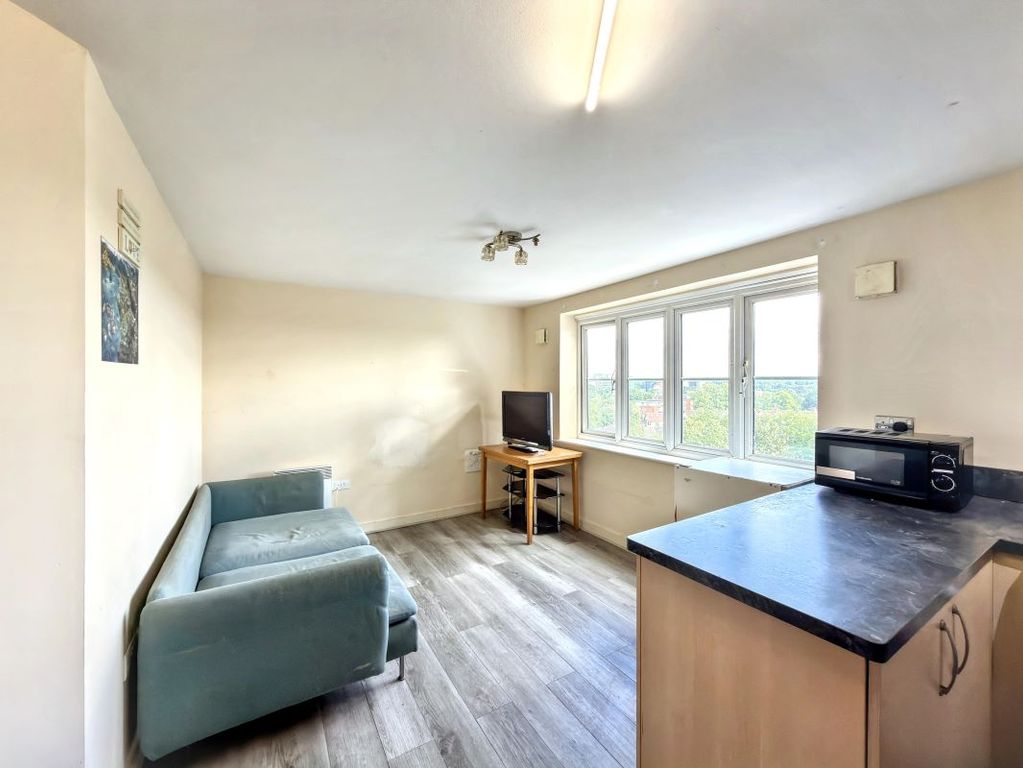 Property photo 3 of 7