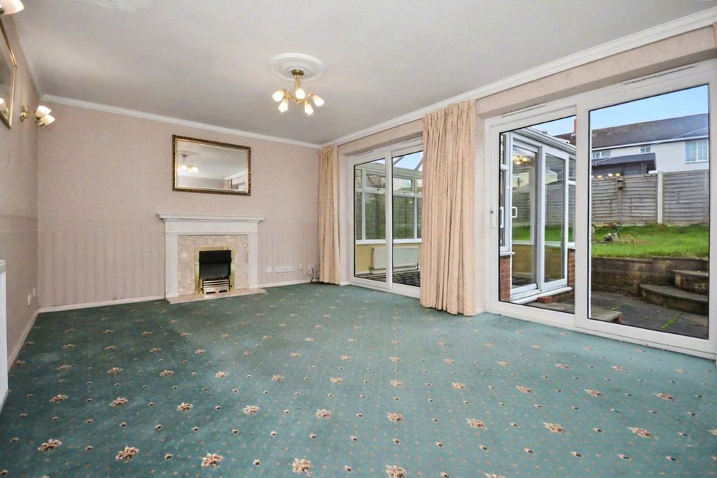 Property photo 2 of 22 Picture No. 30