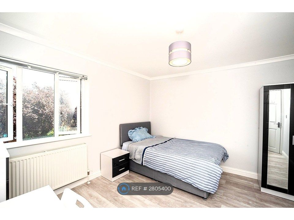 Property photo 2 of 6 Room -1