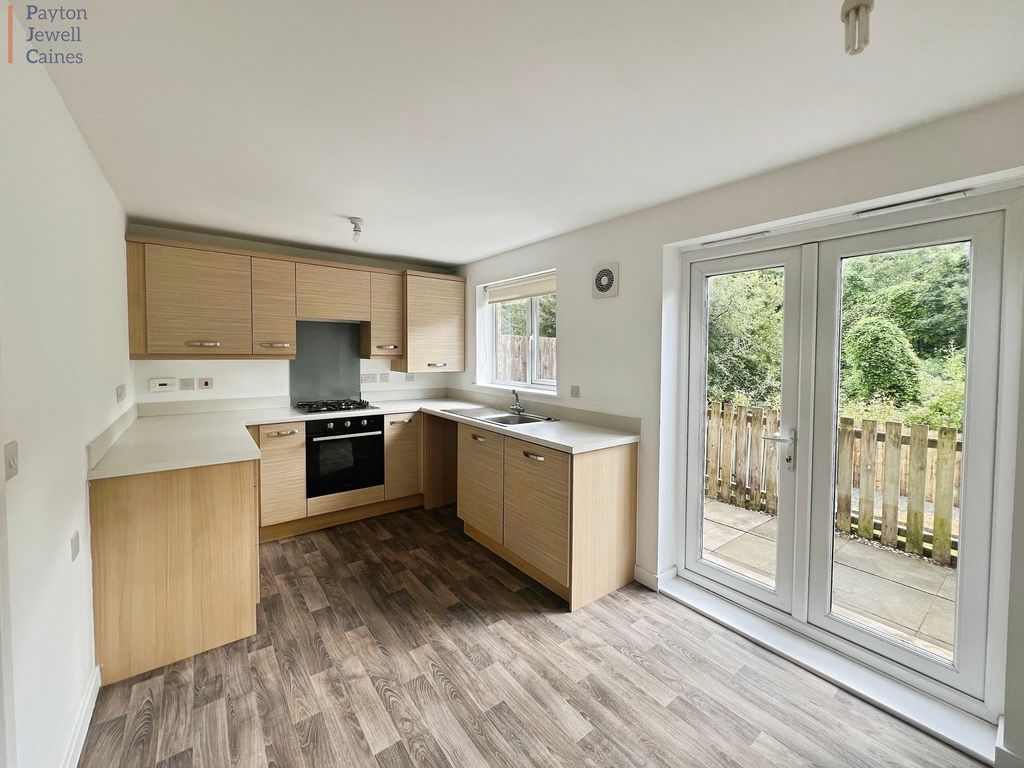 Property photo 3 of 13 Not Specified