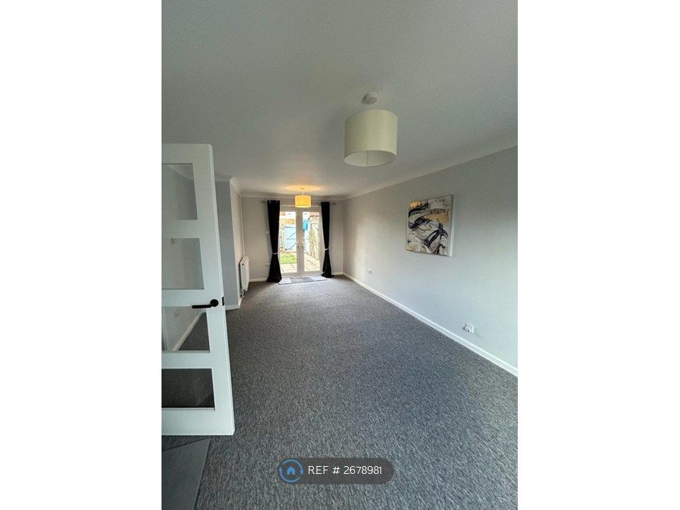 Property photo 3 of 11 Living Room/ Diner