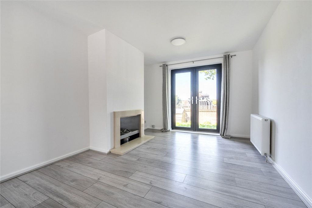 Property photo 2 of 18 Picture No. 06