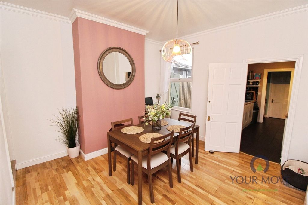 Property photo 2 of 13 Dining Room