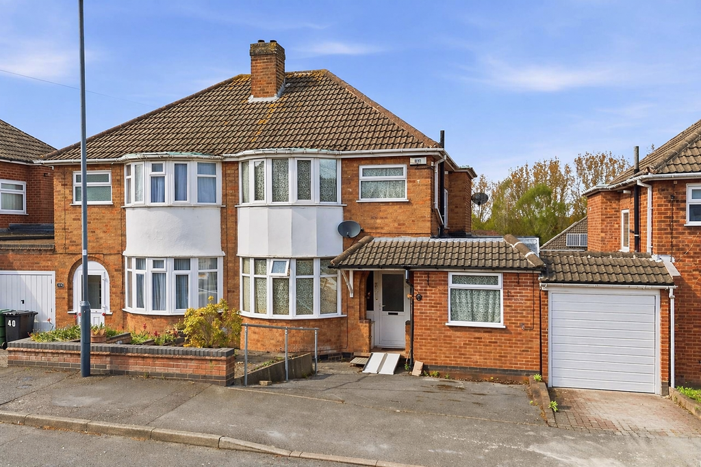 Property photo 1 of 21 Front (Exterior)