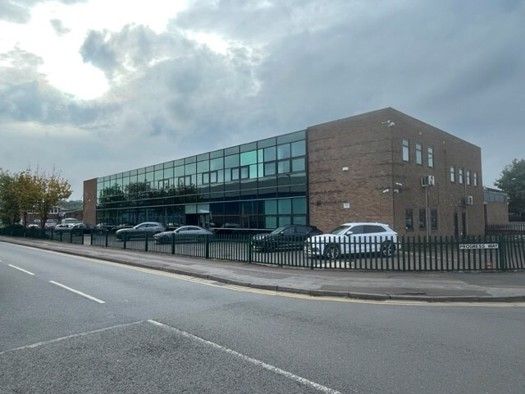 Property photo 1 of 12 Photo 10