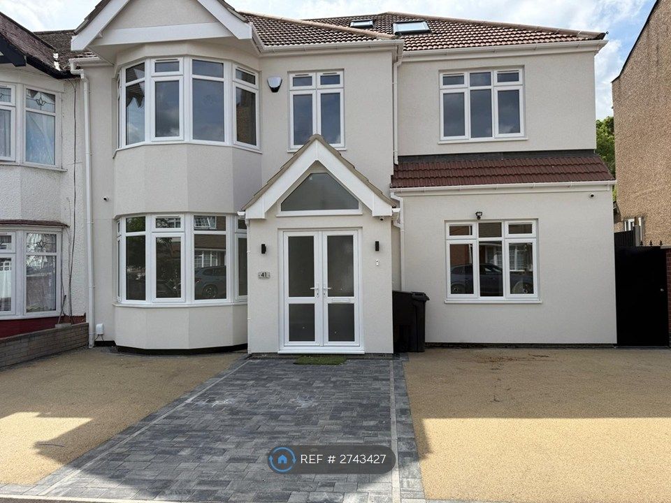 Property photo 1 of 24