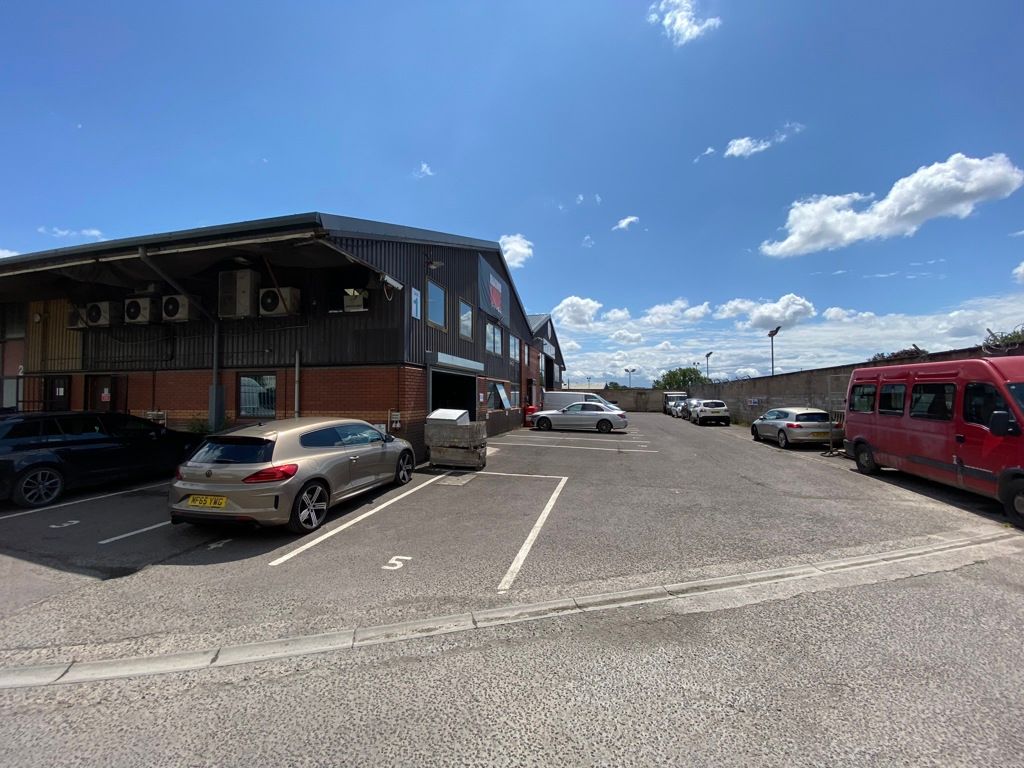 Property photo 3 of 15 Photo 8