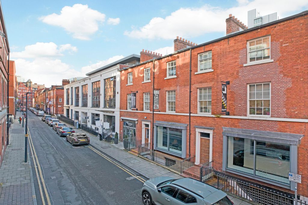 Property photo 1 of 19 Img_2019.Jpg