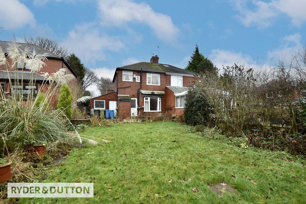 Property photo 2 of 17 Picture No. 21