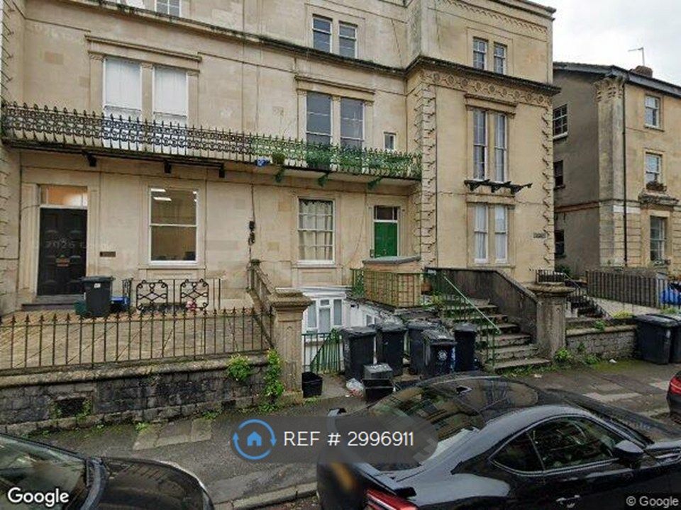 Property photo 1 of 2