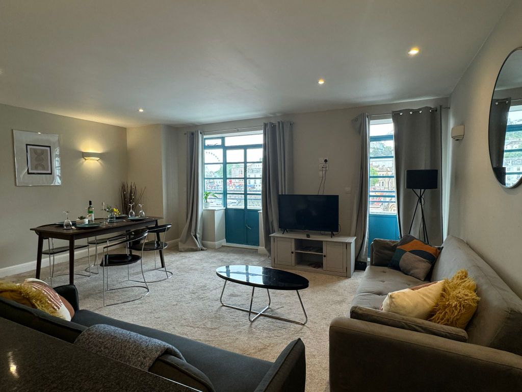 Property photo 2 of 14 Image