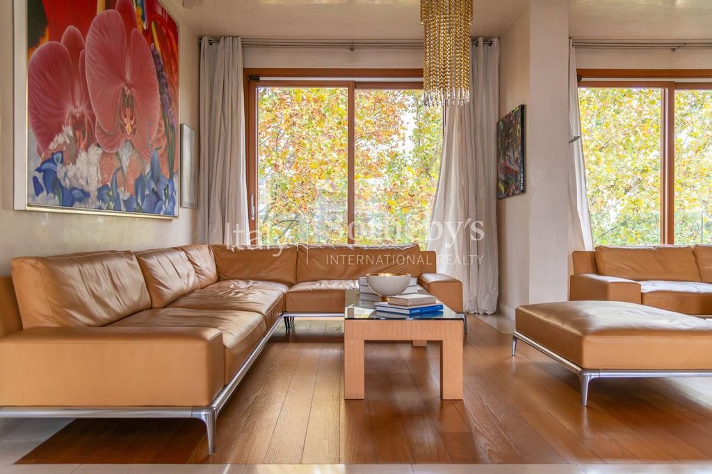 Property photo 3 of 27