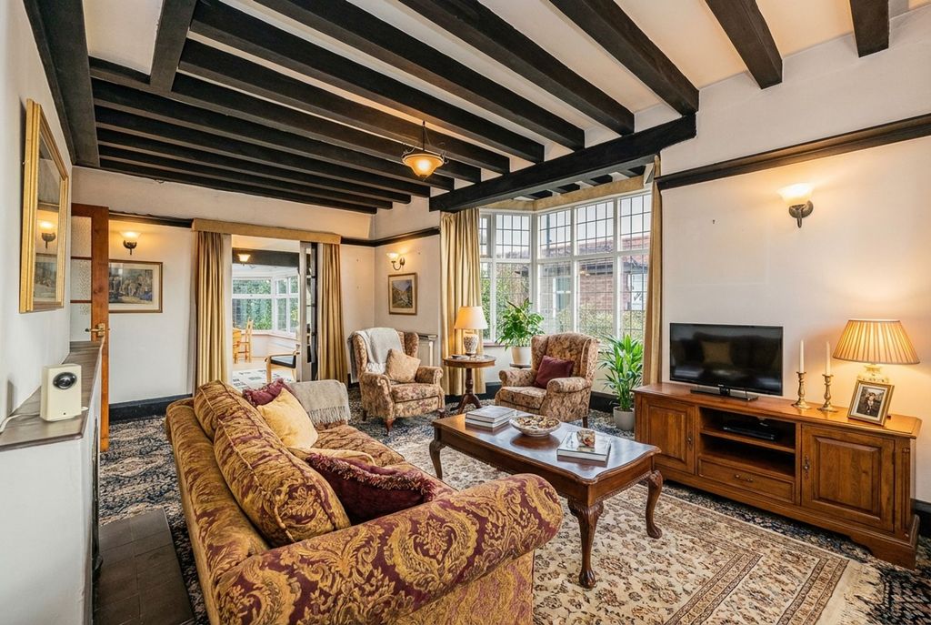 Property photo 3 of 36