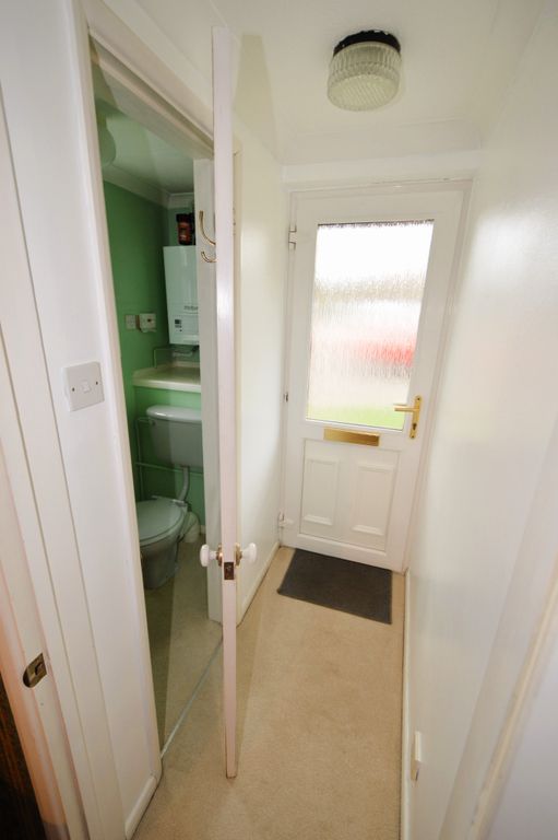 Property photo 2 of 15 Entrance Hall