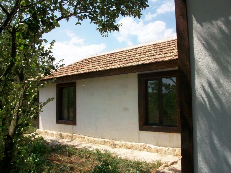 Property photo 3 of 6