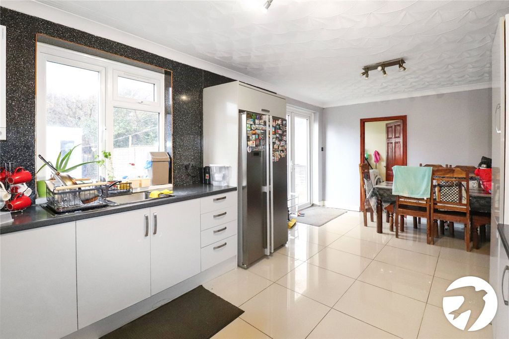 Property photo 3 of 18 Picture No. 08