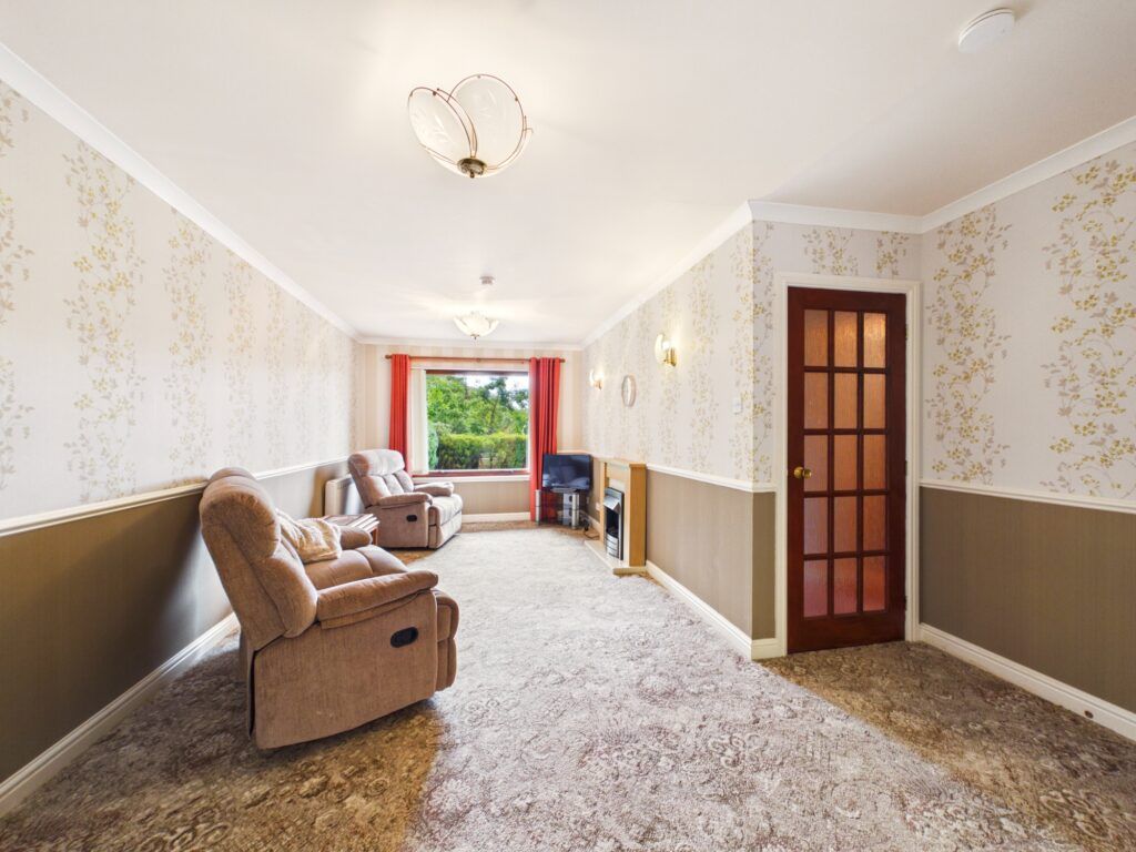 Property photo 3 of 27