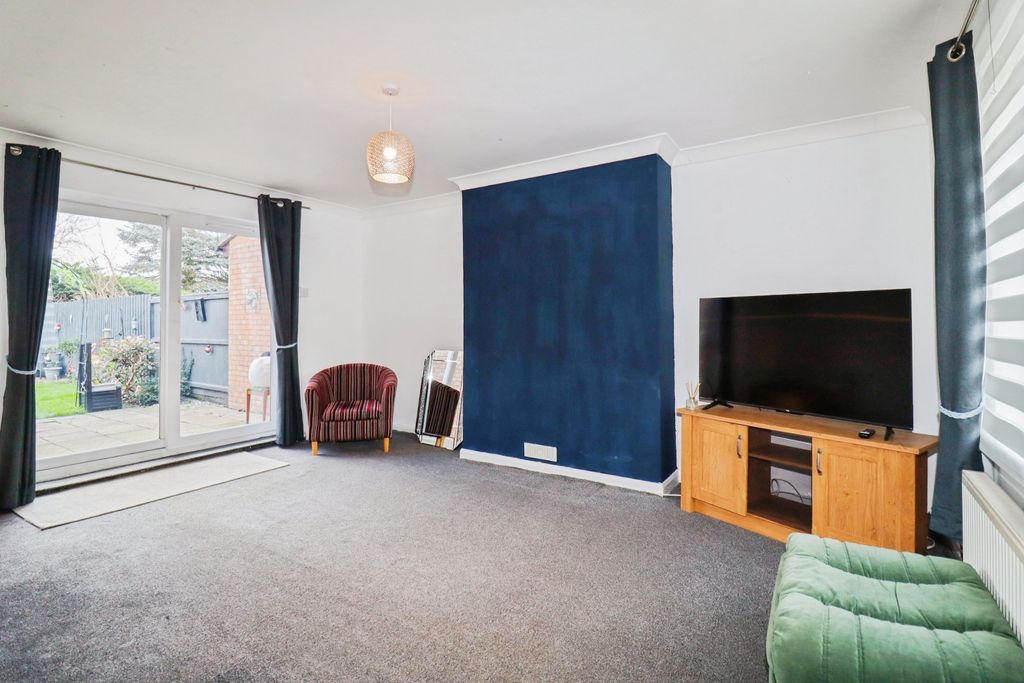 Property photo 3 of 20