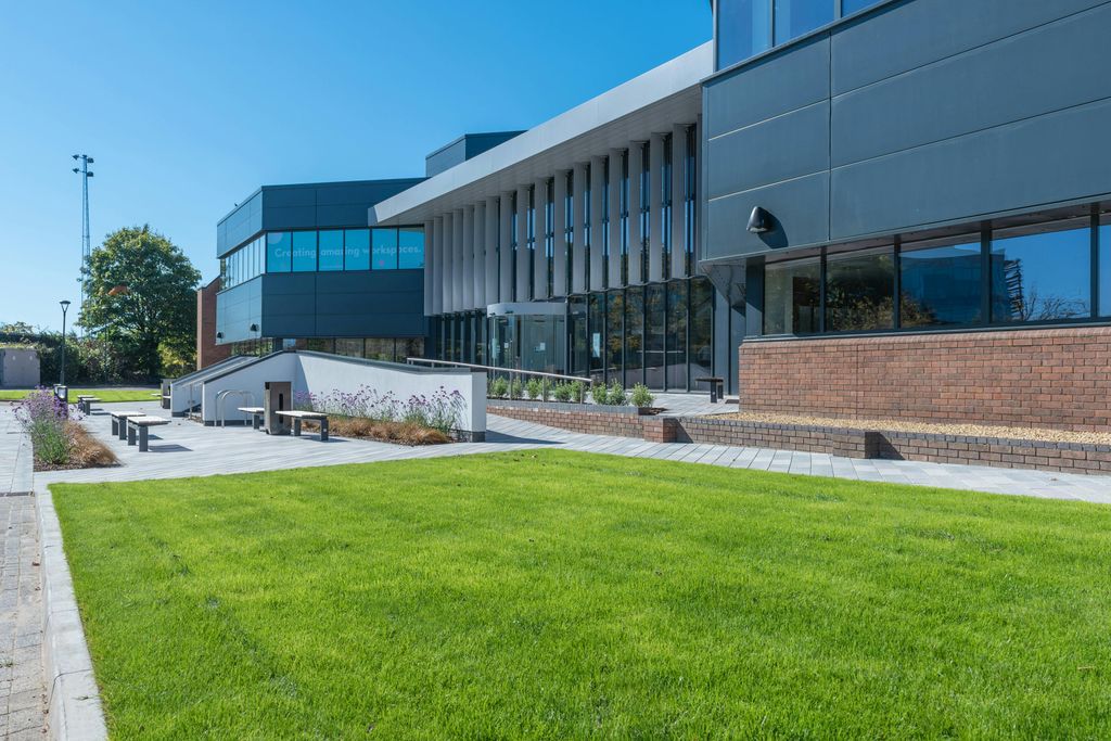 Property photo 3 of 8 Photo 3