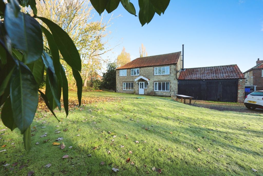 Property photo 1 of 31 4754562