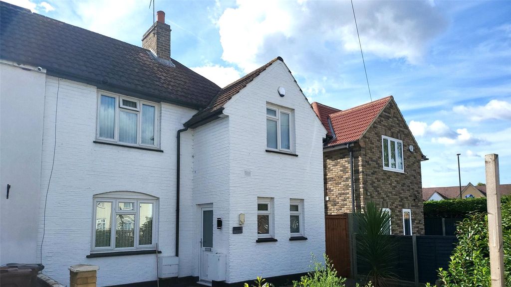 Property photo 2 of 11 Front Aspect Shot 2