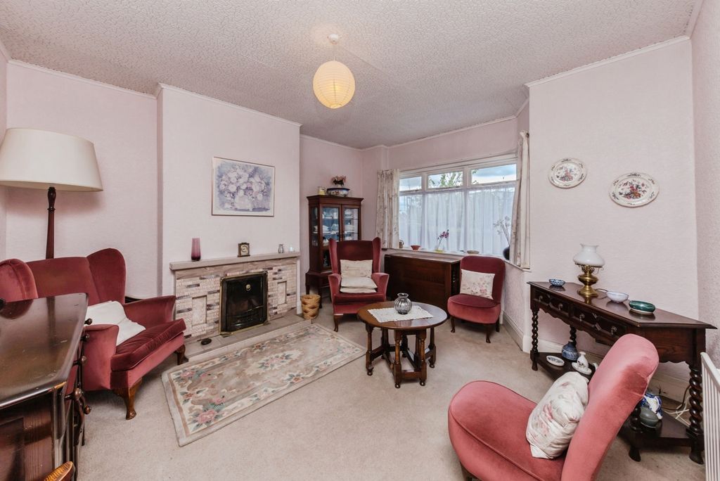 Property photo 2 of 23 Pbox-Img.Jpg