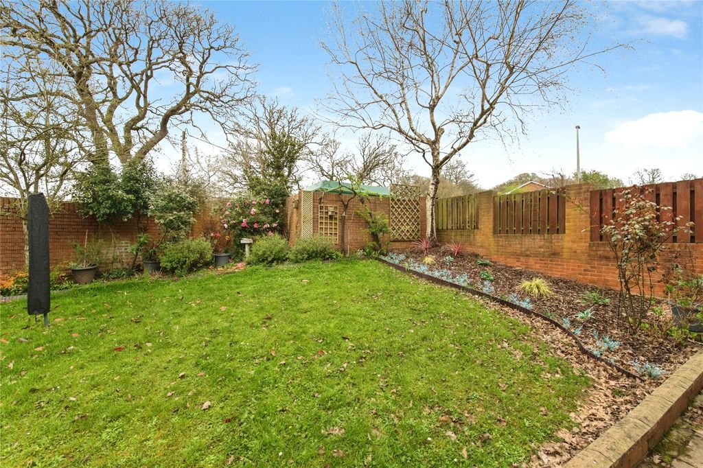 Property photo 3 of 17 Picture No. 11