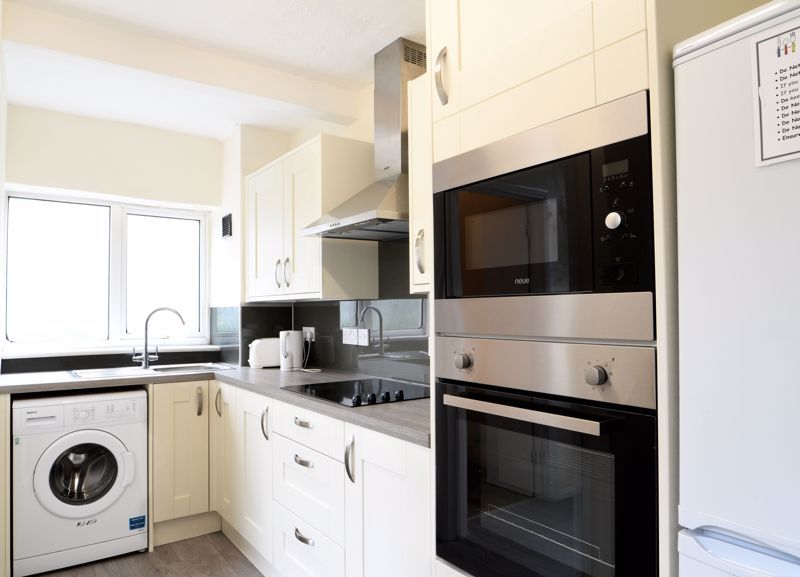 Property photo 2 of 16 Photo 16