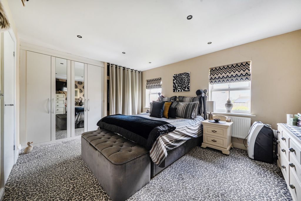 Property photo 3 of 20 1454273-14-6A05916Ab6Ebb