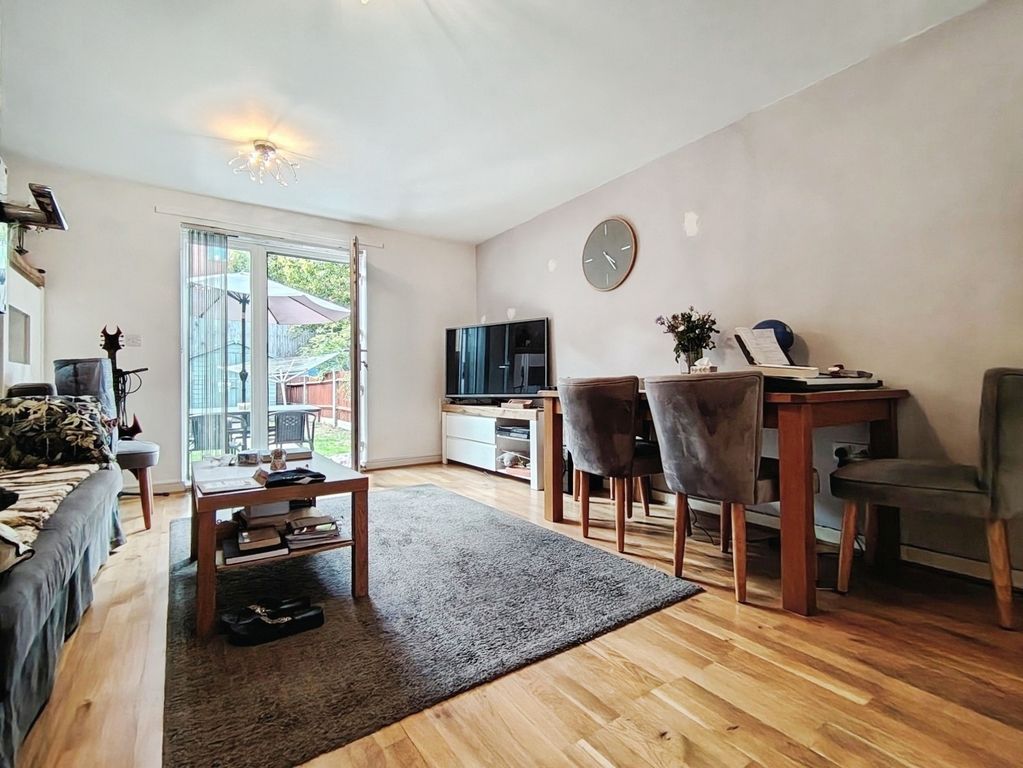 Property photo 3 of 13 Pbox-Img.Jpg