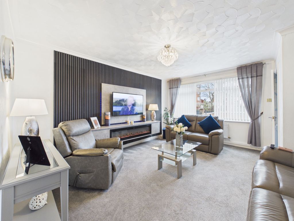 Property photo 3 of 26