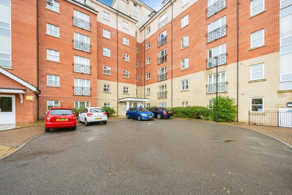 Property photo 1 of 17 Photo