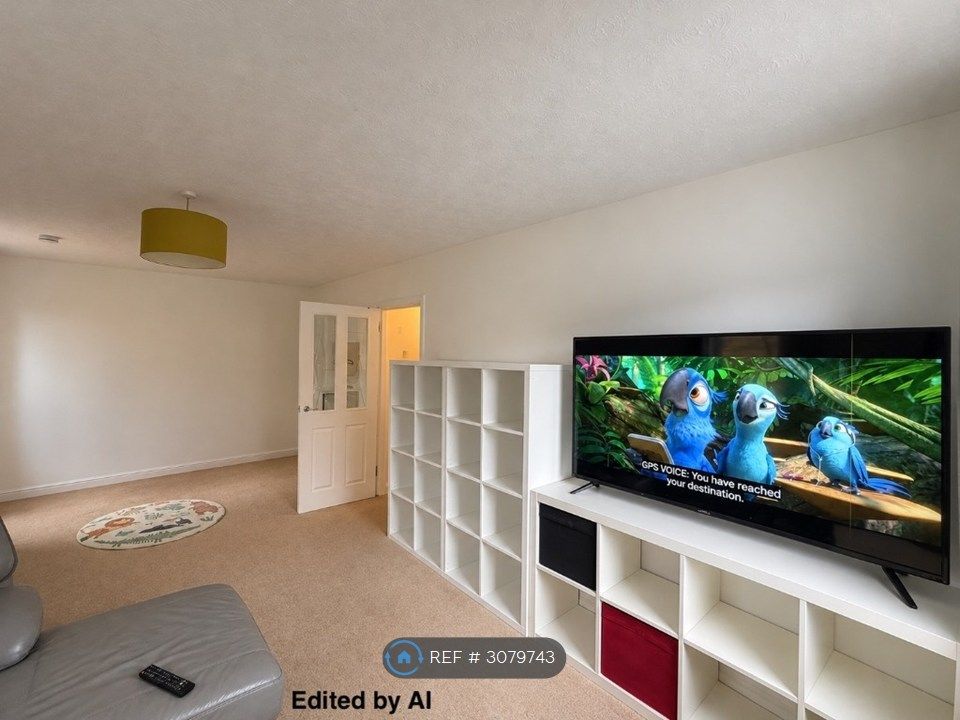 Property photo 2 of 21